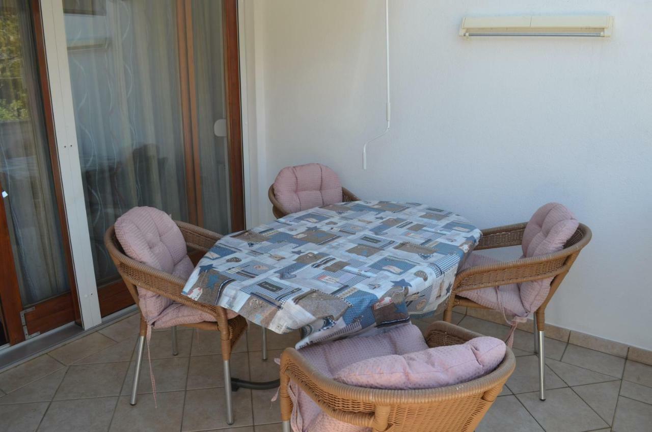 Apartments Kricin 14 Baška Esterno foto